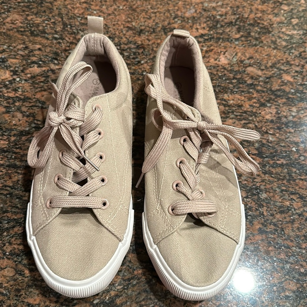 Magellan Big Boy Shoes